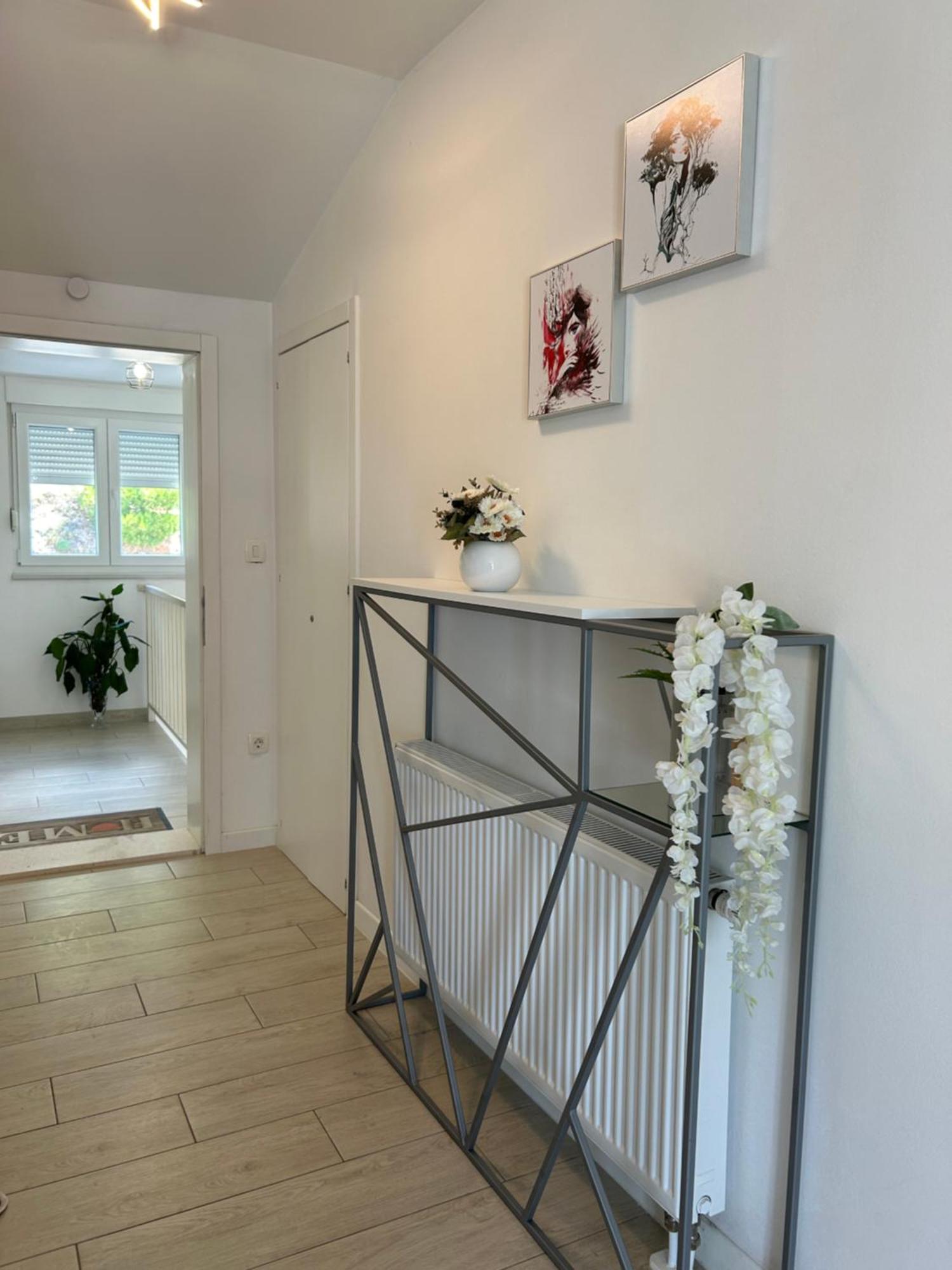 Apartman Mili Baška Voda Exterior foto